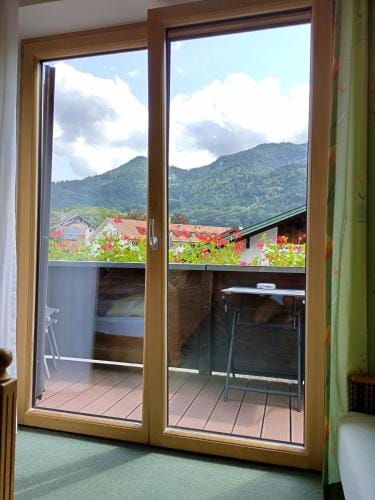 Gastehaus Kiesmuller Hotel in Aschau im Chiemgau