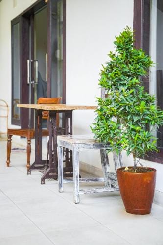 Ava Guesthouse #3 - Cozy Room with Desk&Kitchenette Hotel in North Kuta