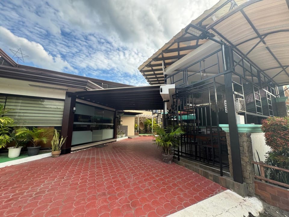 Pensionne Alonso by RedDoorz Hotel in Davao Region