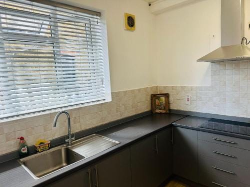 Sterling Bed & Breakfast Hotel in Ilford