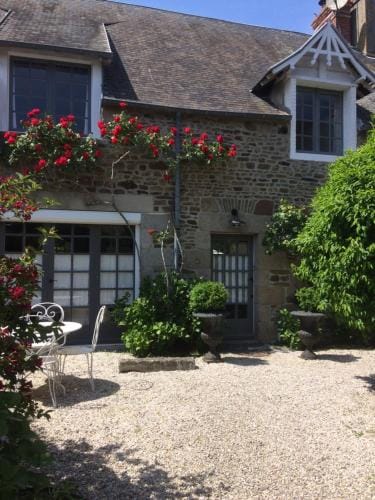 Le jardin de Dragey Hotel in Brittany
