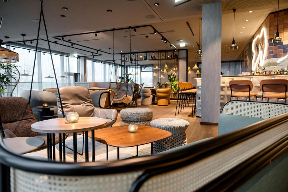 Bar/lounge