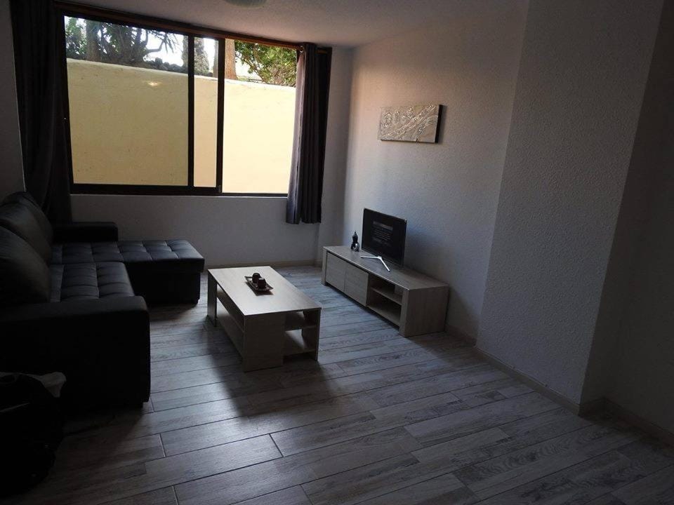 castle harbour Apartment hotel in Los Cristianos