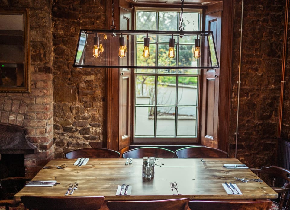 Greyhound Inn in Taunton Deane