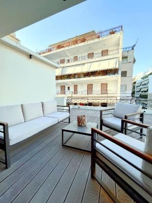 No 7 - Theo Rooftop Loft with City View Hotel in Athens