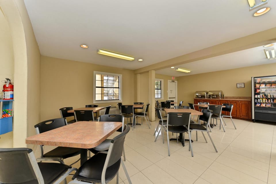 Inn of the Conchos Hotel in San Angelo