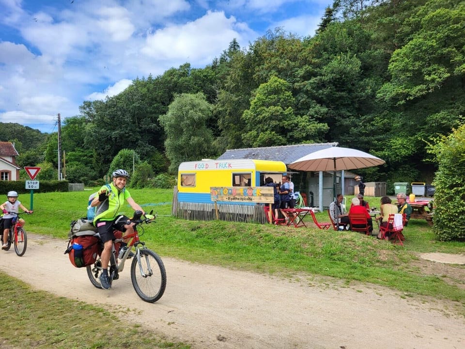 Ostal Scrignac - Gîte d'étape de la Gare Hotel in Finistere