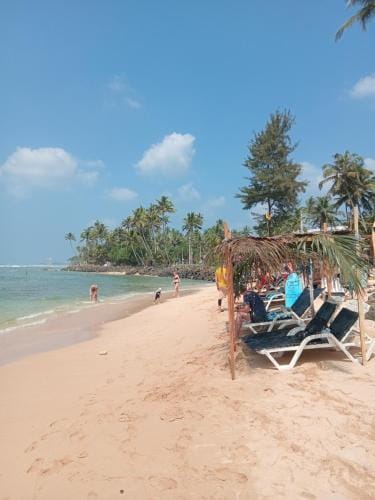 crystal wave Hotel in Southern Province