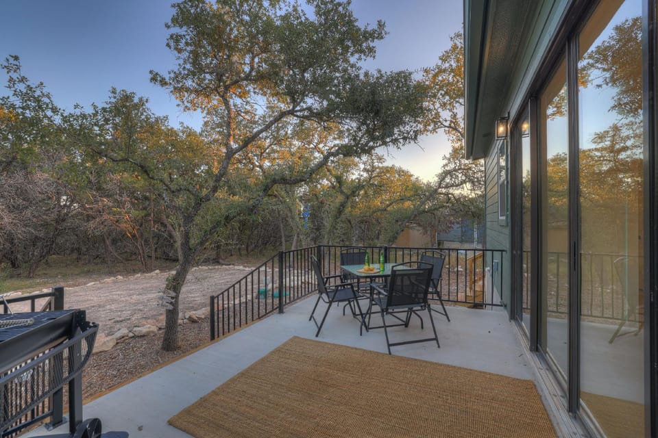 Serene Getaway Nestled in the Tx Hill Country! Hotel in Spring Branch