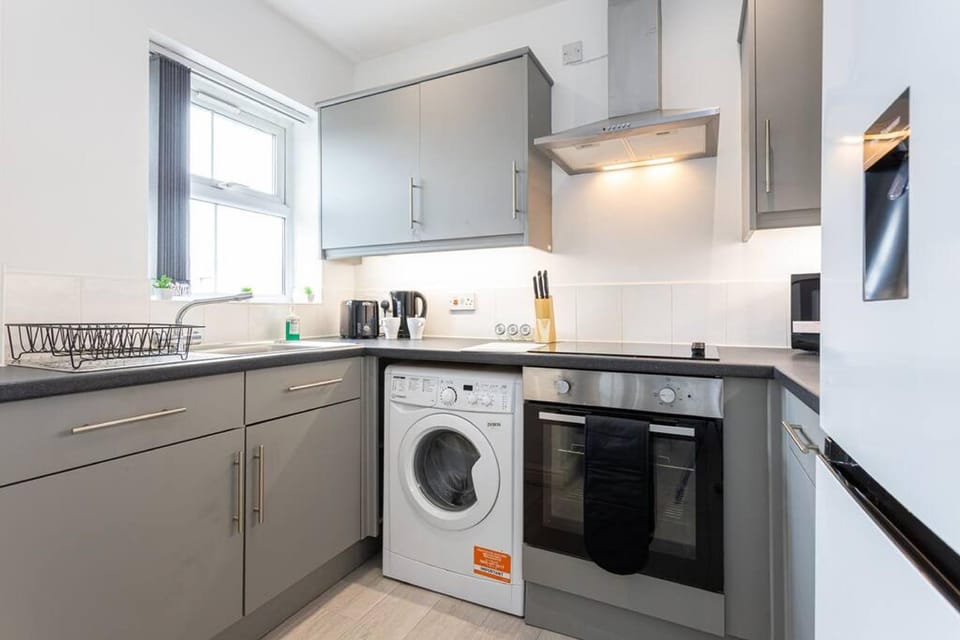 Lovely One-bedroom Serviced Apartment in Eccles Hotel in Stretford
