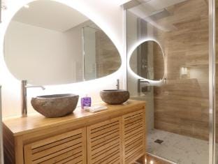 123home- Garden & spa Hotel in Bailly-Romainvilliers