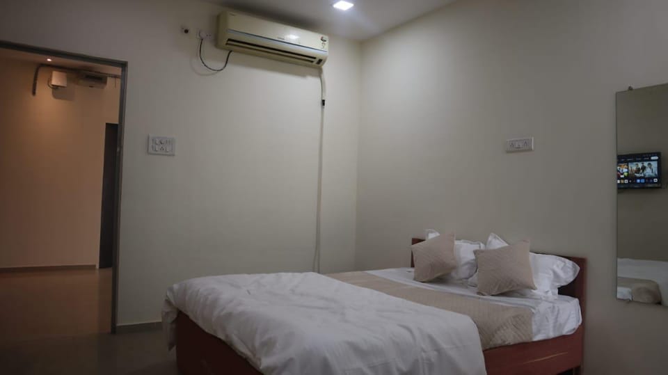 HOTEL NASHIK STAYS INN Hotel in Maharashtra