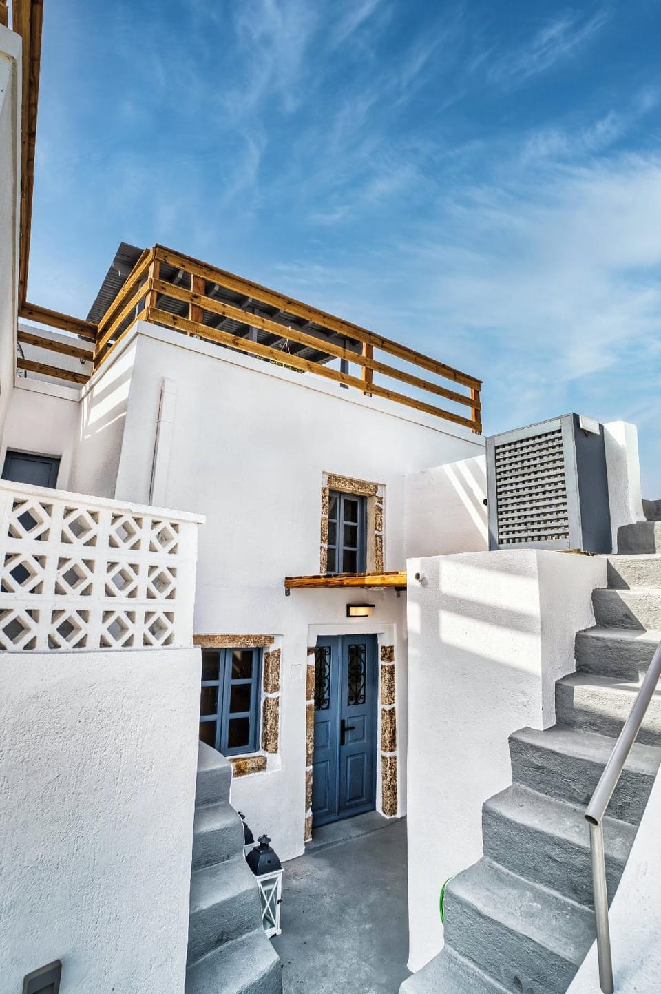 360o 2BD Panoramic Apartment Hotel in Santorini