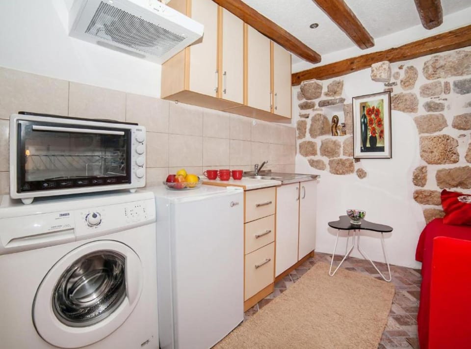 Cozy Stay in Kotors Old Town Hotel in Kotor