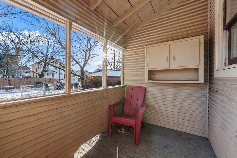 Tibet Twins Suites For 12! Hotel in Clintonville