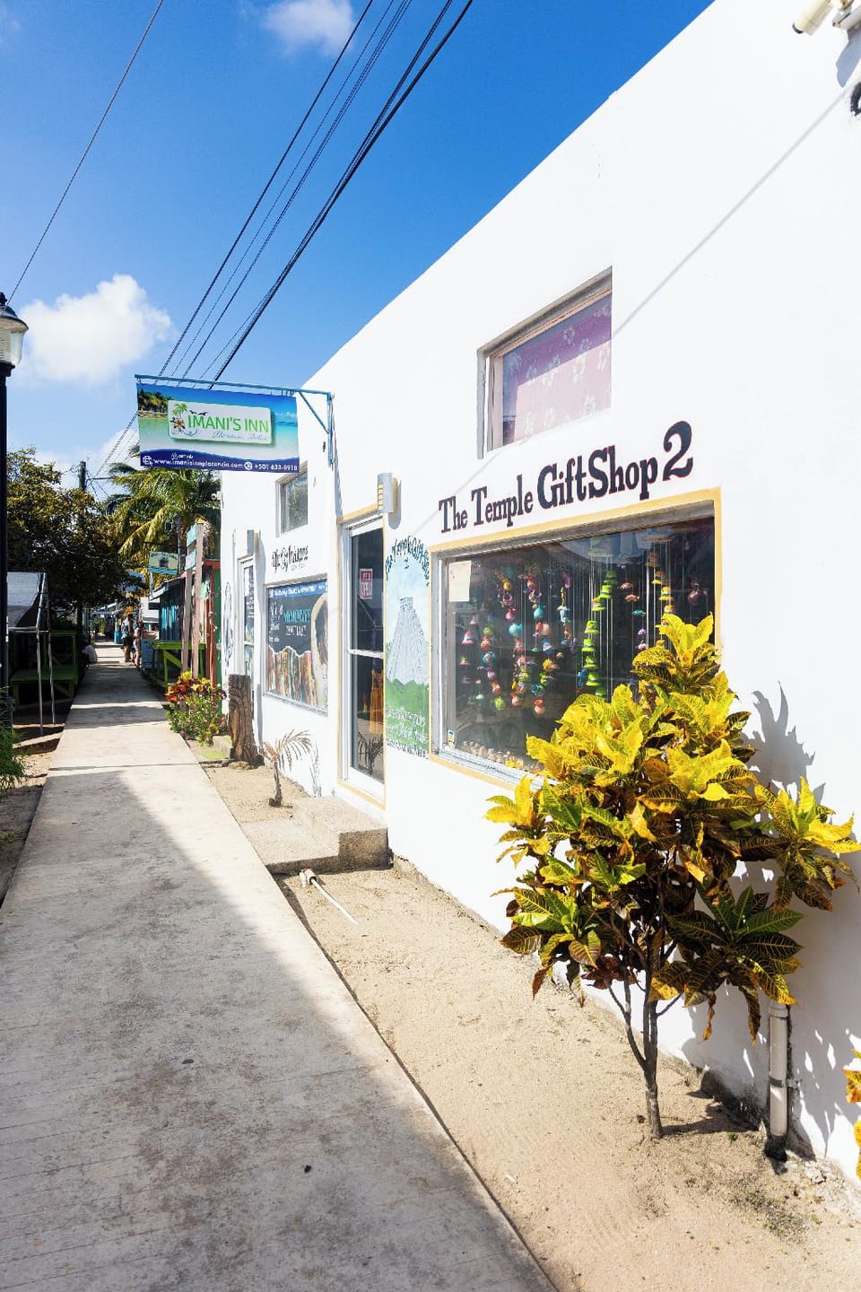 Imanis Inn Hotel in Placencia