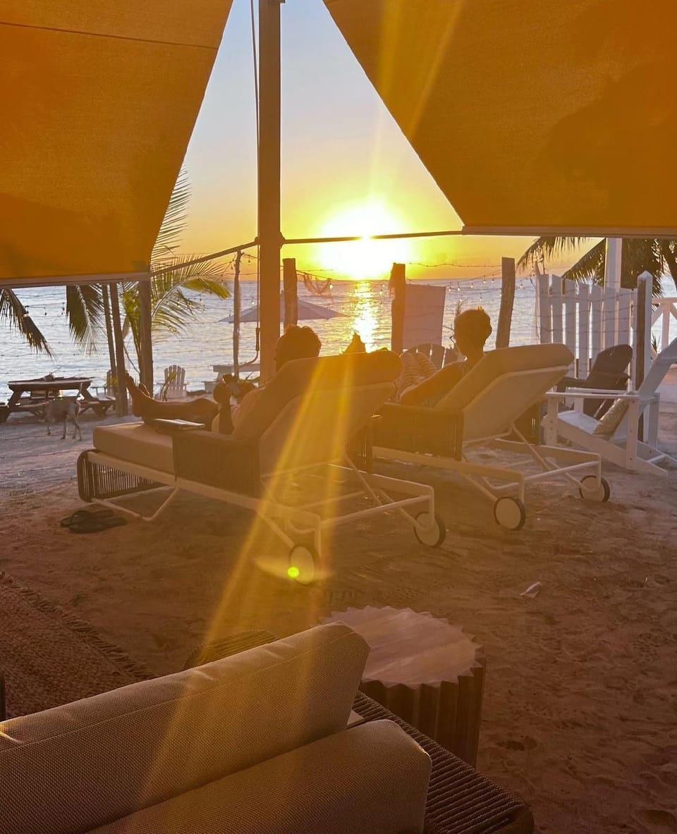 Casa Rosada Beach Front Hotel in La Altagracia