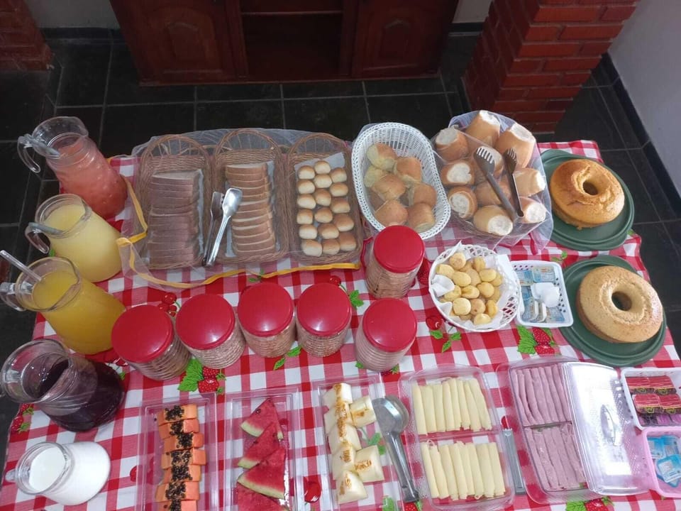 Pousada Vale das Flores Hotel in Resende