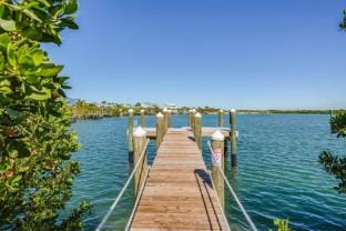 Spindrift House by Brightwild Huge Pool Dock Hotel in Stock Island