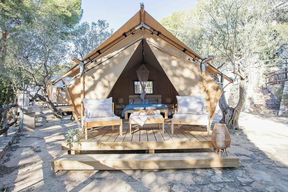 Camping Castell Montgrí Hotel in Baix Empordà