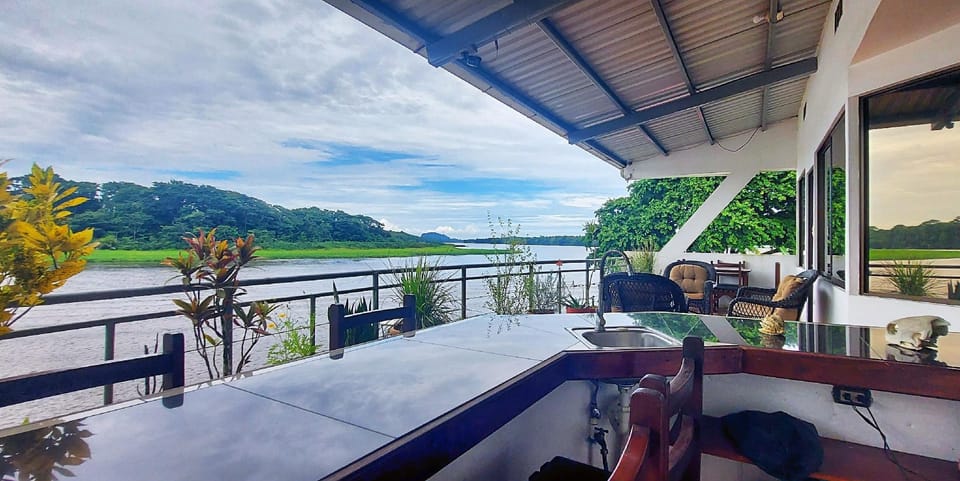 Tortuguero Adventures GuestHouse Hotel in Costa Rica