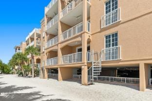 Ocean Front 1BR Suite With Direct Beach Access Hotel in Stock Island