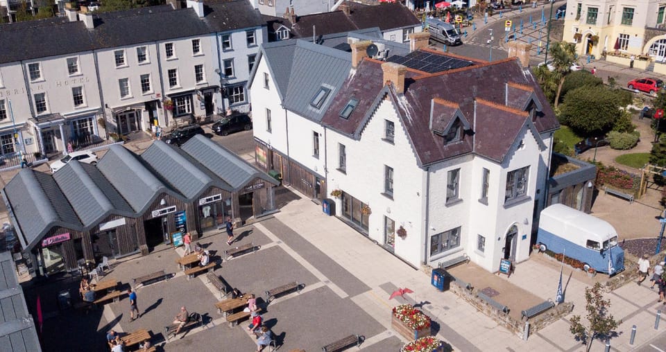 Harbour Stays - Ocean Square Hotel in Saundersfoot