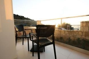Sea & Lake View Villa Hotel in Ksamil