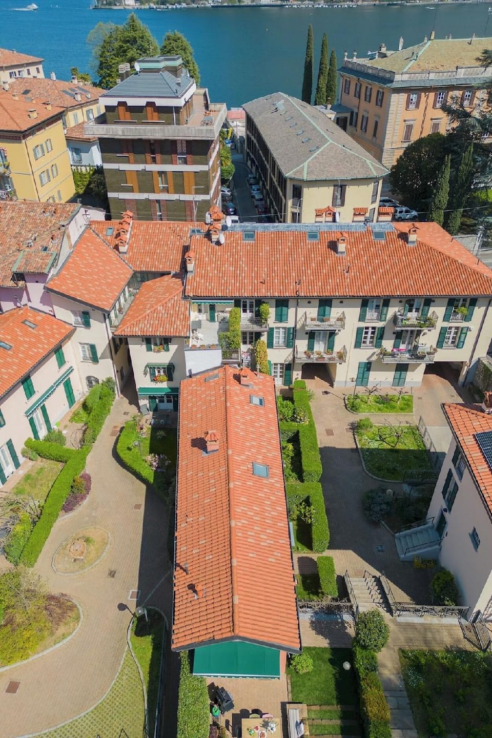 Vico Garden-203 by Rent all Como Hotel in Como