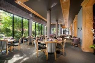 Bonneville Hot Springs Resort & Spa Hotel in Washington