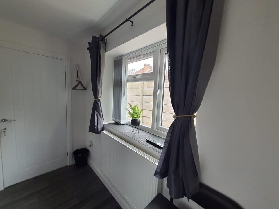 Private Room - Ensuite Bathroom - Free Parking Hotel in Birmingham