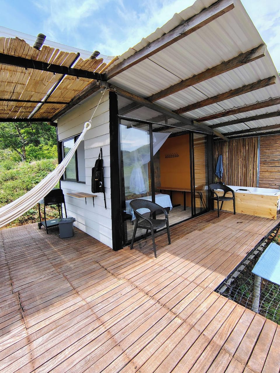 COCOZNA Glamping Hotel in Caldas, Colombia