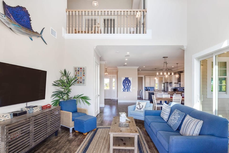 Suncoast House by Brightwild Pool Boat Dock Hotel in Stock Island