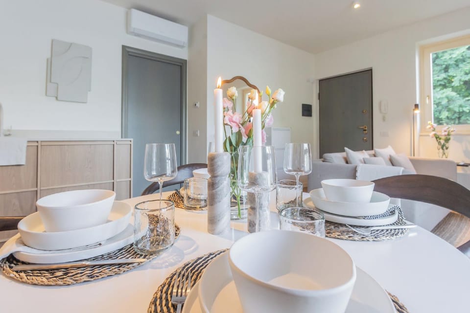 Casa Vela by Rent all Como Hotel in Tremezzina