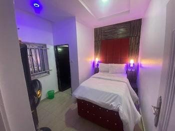 DE EMERITUS COURTYARD HOTEL Hotel in Abuja