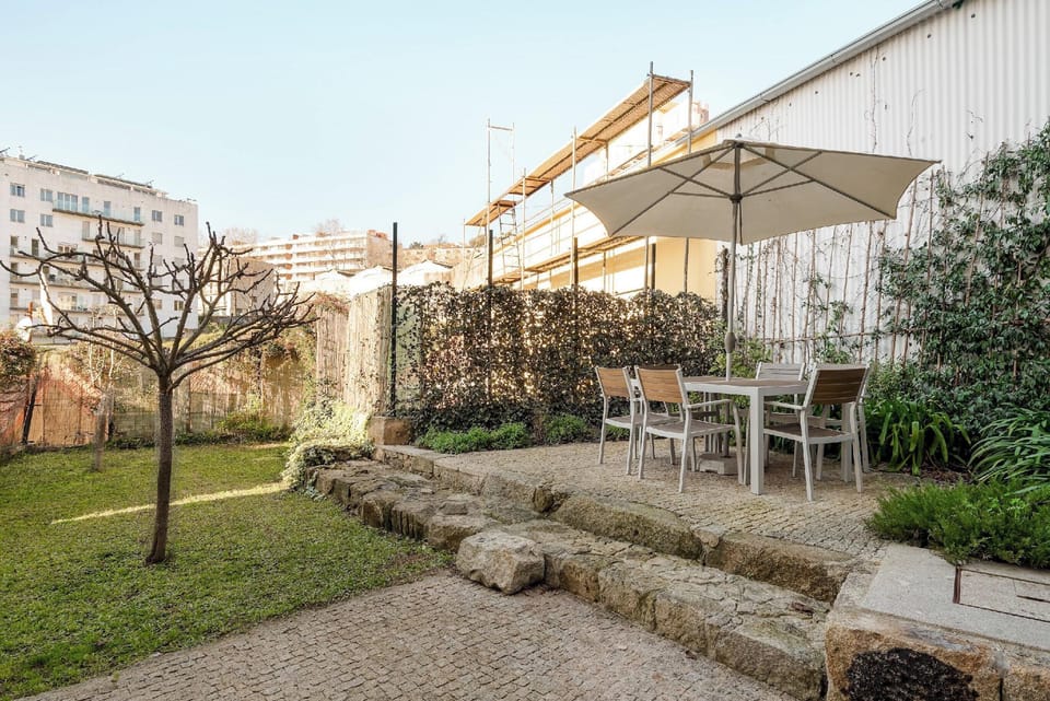 Flora2 Flora Apartments, 1 BR on 1st Floor Hotel in Porto