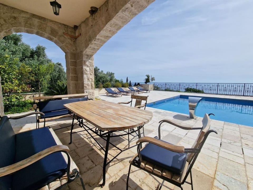 Casa Oliva Villas Hotel in Budva Municipality