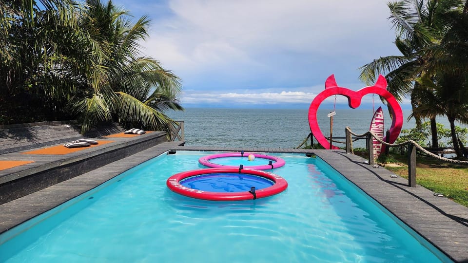 Melo Party Hostel La Barra Hotel in Colombia