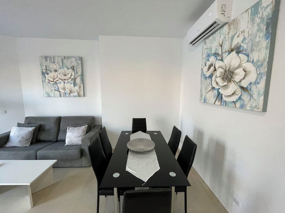Apartamentos Royal Suites by Croma Hotel in Estepona