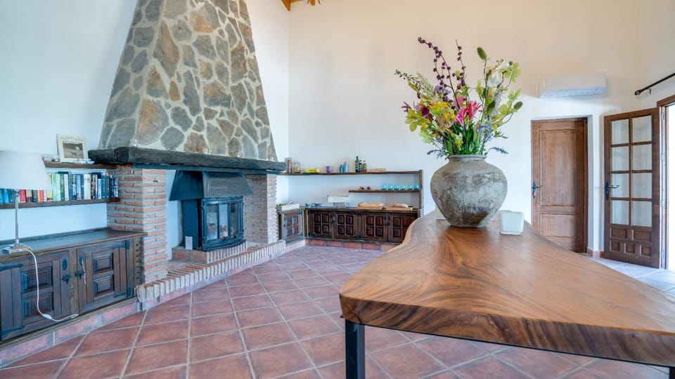 Casa Baliza, adults only Hotel in Valle del Guadalhorce