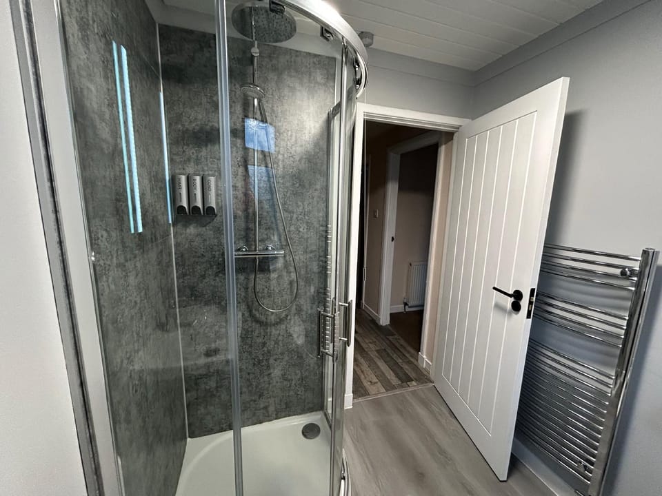 2bedroom-1bathroom-patio-wifi Hotel in Scotland