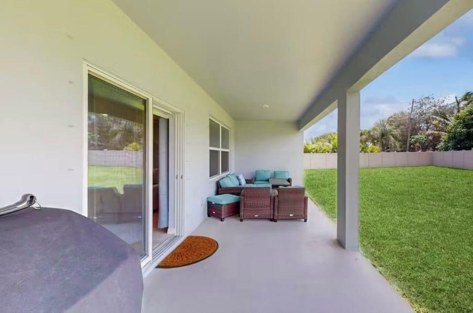 Coastal Haven Retreat Hotel in Port Saint Lucie