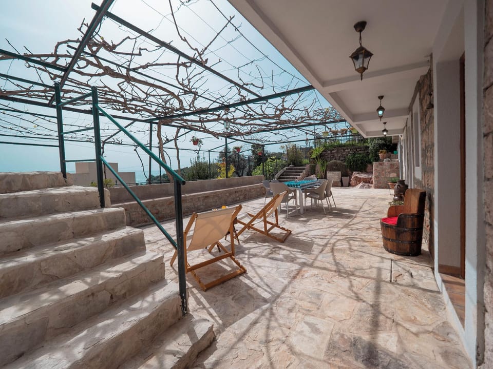Casa Pastrovici del Mare Hotel in Budva Municipality