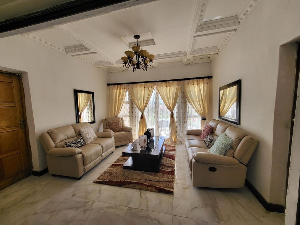 Luxe Ponte Inn Hotel in Eastern Cape