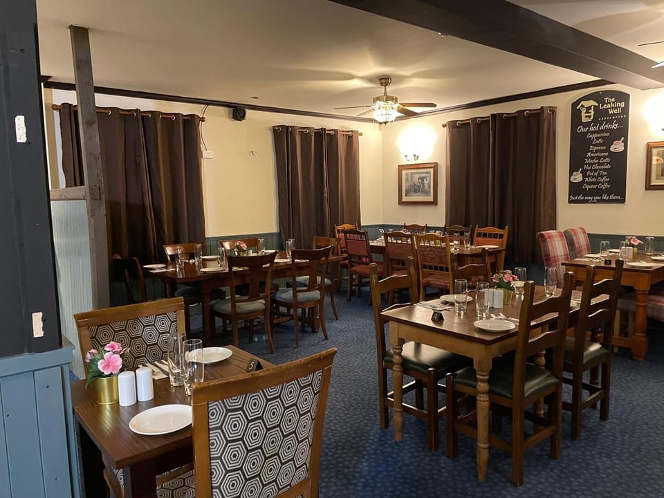 The Leaking Well Dunhampton Hotel in Wychavon District
