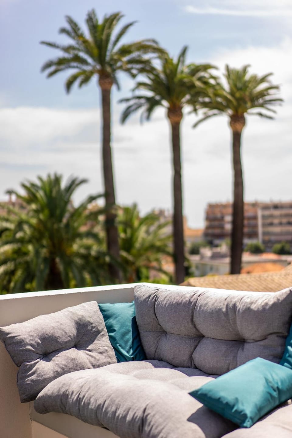Top Floor, Nest in Mandara Beach - Cote d'Azur Hotel in Antibes