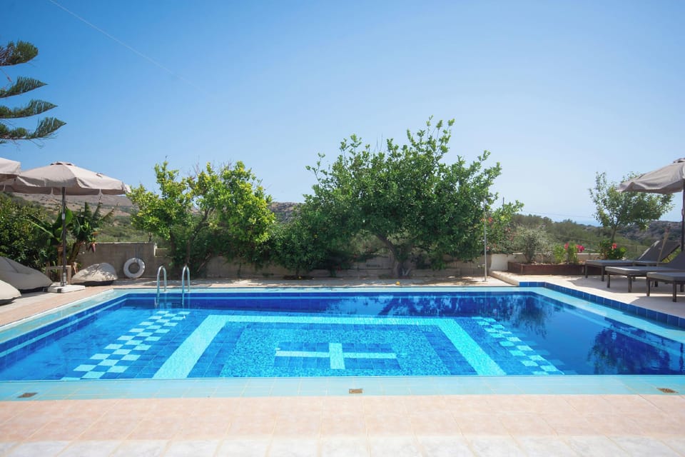 Infinity Wellness Apartment Hotel Hotel in Crete Region