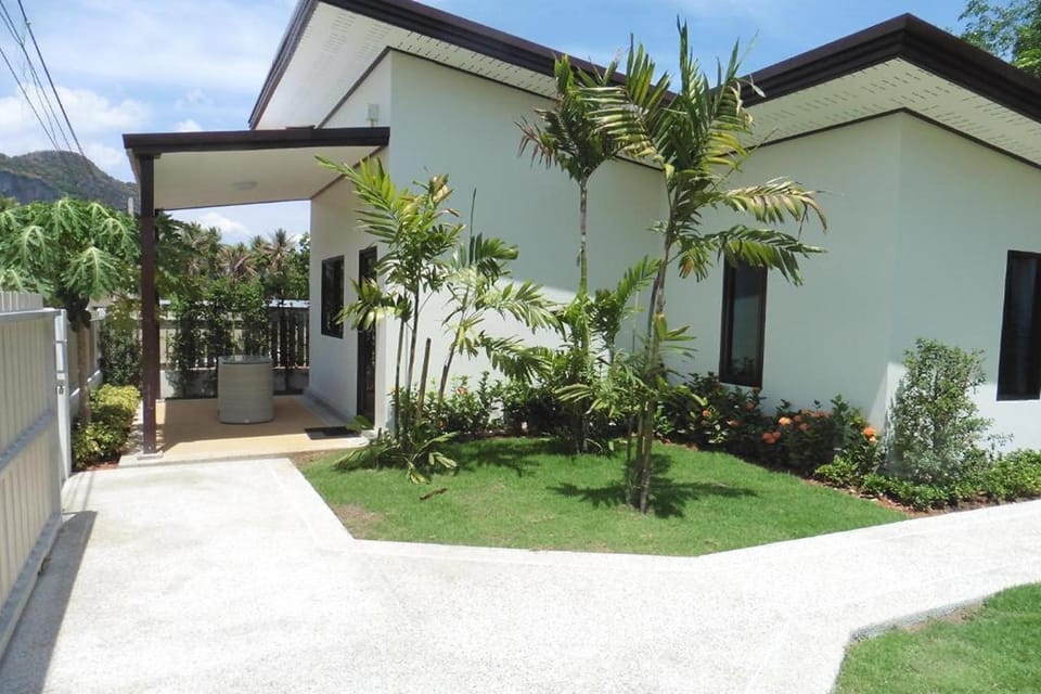 Nongthale Mountain View Hotel in Krabi Changwat