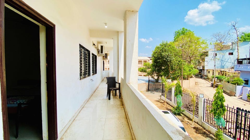 Bhavsar Residency and Garden Hotel in India