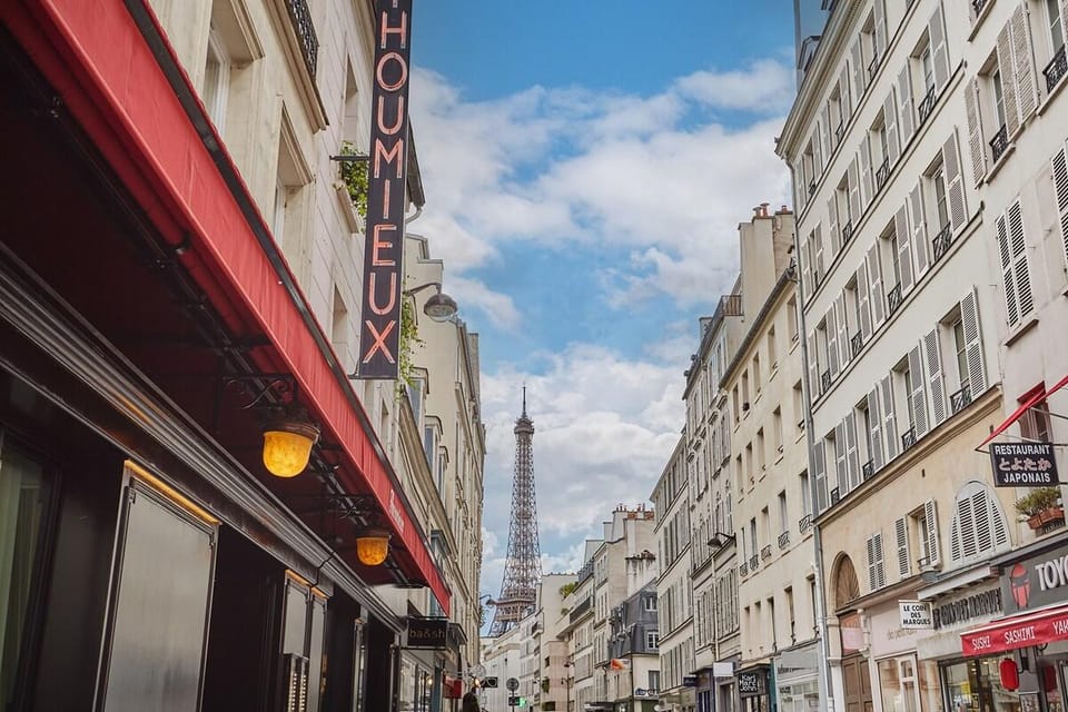 Eiffel Tower Apartment/Invalide Resort in Paris